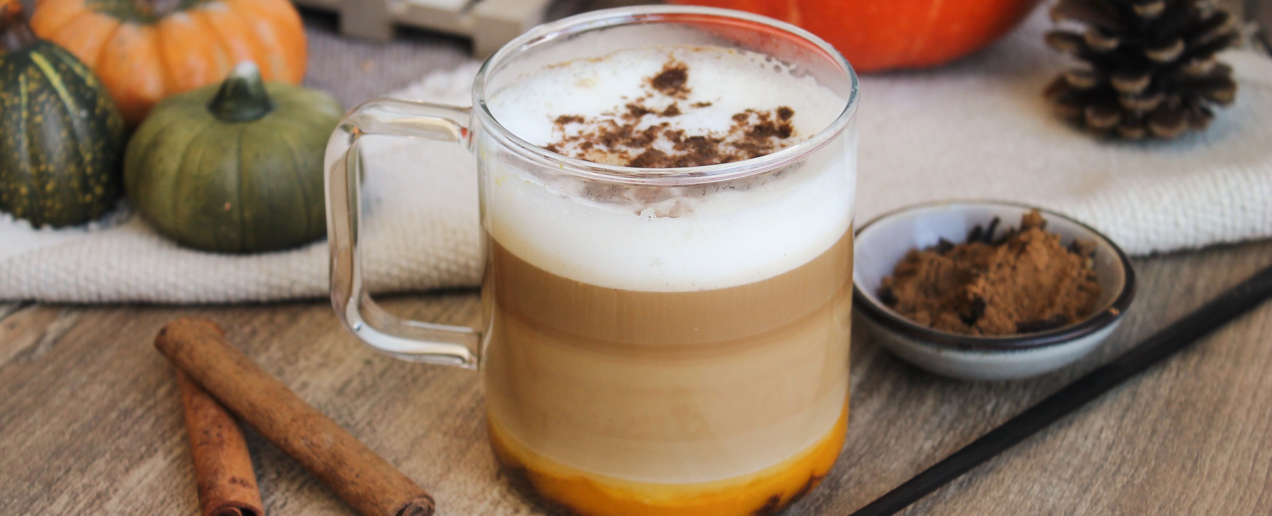 How to make your own pumpkin spiced latte all by yourself – easy